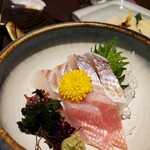 新鮮な魚介類と地酒専門店 おやじの隠れ家 魚武 - 