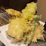 Gonjuurou - 季節の山菜天ぷら¥968税込