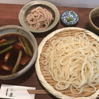 自家製粉石臼挽きうどん 青空blue 本店 - 
