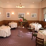 アルピーノ - 1階ダイニング