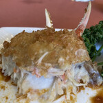 黒船亭 - スプーンで崩してみると、カニの身がタップリ入っています