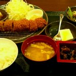 八尾 花 - 玉子豆腐と杏仁豆腐って間違えないですよねぇ(ToT)