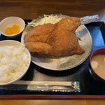 からあげ専門店 とりっこ - 半身揚げ定食(カレー味)¥1,100