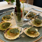 ラ・ブランシュ - 青森県のベビーホタテのブルギニオンバター焼き