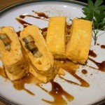焼鳥・元気 - うまき８８０円です。
      これ、先月もおすすめメニューにあったんですよね。
      先月は売り切れで涙を飲みました。
      で、おすすめメニューに今回も載っていたので速攻でオーダーしましたよ。