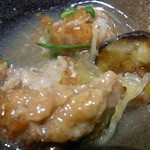 焼鳥・元気 - 食べてみると、激旨です。
      今日の料理の中でも１、２位を争う出来でしたよ。
      元気は、焼き鳥屋さんでありながら、こういう和風の料理もピカイチなんですよね。
      まんじゅうの部分もあんかけも絶妙な味加減でした