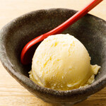 Vanilla Icecream