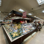 ボストン - 天満屋緑井店１F