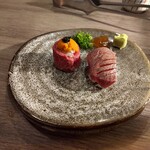 焼肉　－吟－ - 和牛うにくキャビア寿司と和牛赤みの炙り寿司