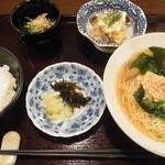 旬味きのした - 温泉玉子ととりそぼろのにゅうめんのランチ