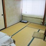 なかや旅館 - 客室は小綺麗に掃除がされています