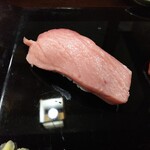 朝市寿司 - 大間本マグロ大トロ