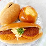 ベーカーショップ みなみ - 塩パン小倉餡入＆チーズロール＆コロッケロール