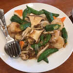中国料理 龍薫 - 料理写真:ミニコース：Ａ…海老と野菜のＸＯ醬炒め　２人前