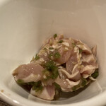 串焼家　まる房ず - 鶏わさ