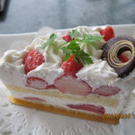 アトリウムラウンジ - 苺のショートケーキ