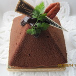 アトリウムラウンジ - ピラミッドショコラ