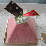 アトリウムラウンジ - プラム