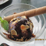 アトリウムラウンジ - バイラアイスチョコレート