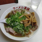 中華そば 萬福 - しょうゆラーメン＋メンマ