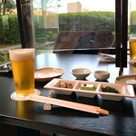 日本料理 鯉城 - サントリープレミアムモルツの生ビールと先附3種で乾杯です♪(*^^)o∀*∀o(^^*)♪