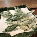 魚寅 - 新茶葉の天ぷら