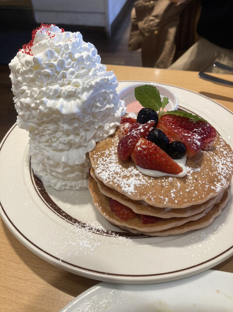 エッグスンシングス 湘南江の島店 Eggs N Things 片瀬江ノ島 パンケーキ 食べログ