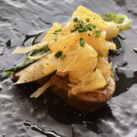 アロマフレスカ 名古屋 - 牛タンの煮込み ハッサクのアクセント
                    ミニ大根の含め煮、アサツキ、茗荷