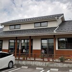 待屋 - 店舗外観