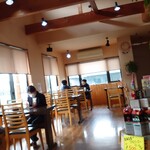 待屋 - 店内
