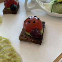 ザ タヴァン グリル＆ラウンジ - 