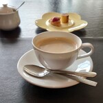 ベルエキップ - コーヒーと小菓子