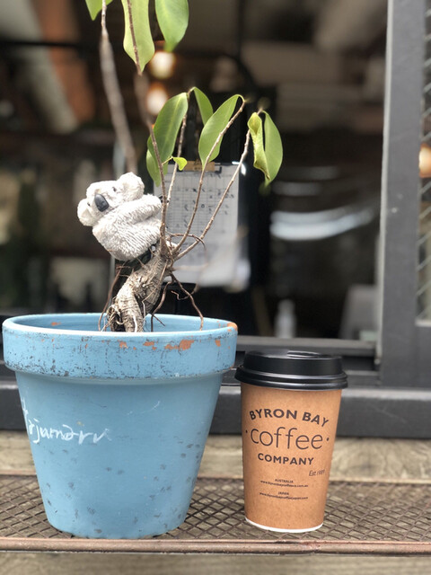 バイロンベイコーヒー 大門店 大門 カフェ 食べログ