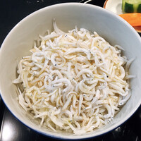 きつね - 山利しらす丼①