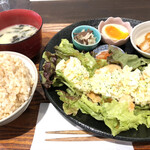 ブック＆カフェ喫茶去 - 