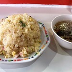 華苑 - 美味しいですよ！炒飯