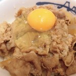 松屋 - 牛丼３２０円＋生卵７０円