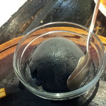 ホルモン焼肉 縁 - 炭アイス