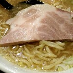 らーめん屋本舗　麺龍 - 冷たかった焼豚は、やがてスープの中で　あぁん♪とろけるぅ～ん♡