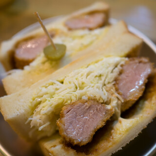 カフェハルナ_1