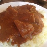 さふらん - ポークカレー。肉ゴロゴロ。単品700円。