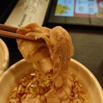 しゃぶ葉 - 一番安いコースですが、バラ肉がとても柔らかく食べやすい。 また脂身も意外に少なく、肉の風味もしっかりあって美味しいです。