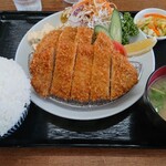 まるいし食堂 - 大食いの方お薦めですよ。