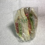 バンブー サンドイッチハウス - ツナトマトサンド 300円