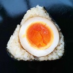 TAKI - おにぎり(煮卵)
