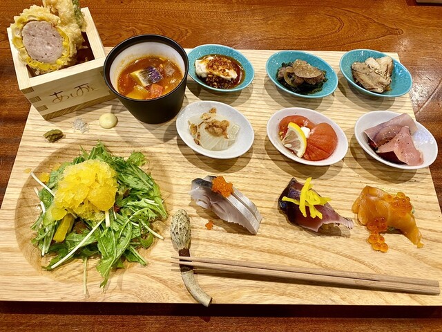 野菜酒場あしおと>