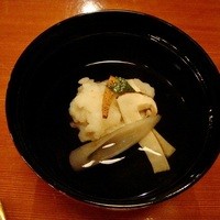 赤坂とゝや魚新 - 2012.09 昼懐石「梅」より、椀物（海老真丈と松茸）
