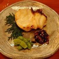 赤坂とゝや魚新 - 2012.09 昼懐石「梅」より、焼き物（白身の幽庵焼き）