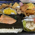 味の店幸楽 - デラックス弁当（大盛）+のり明太（2021.05）
            