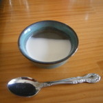 朝日屋 - 黒ごまプリン